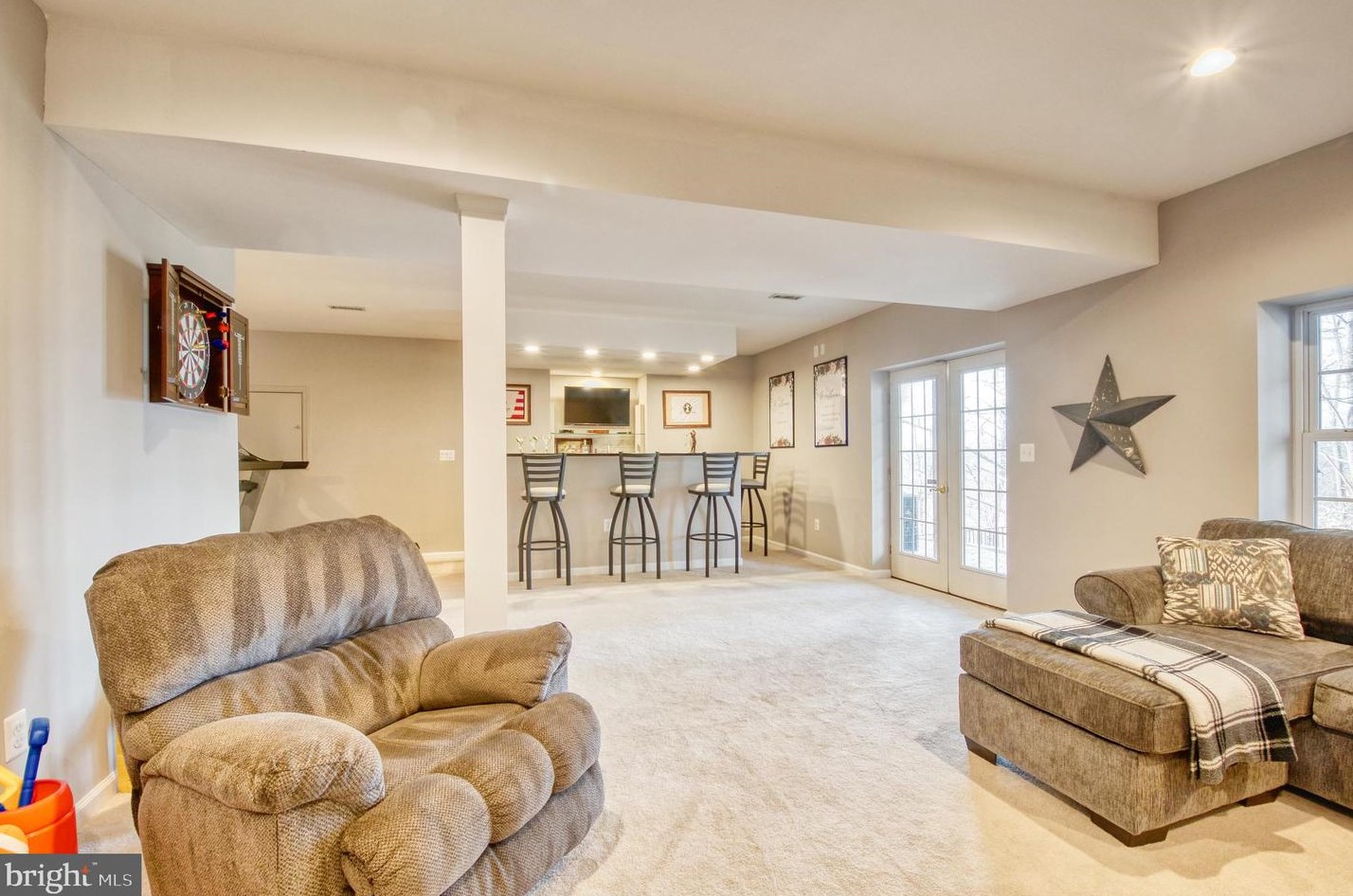 47640 Paulsen Sq, Dulles VA  20165-5193 exterior