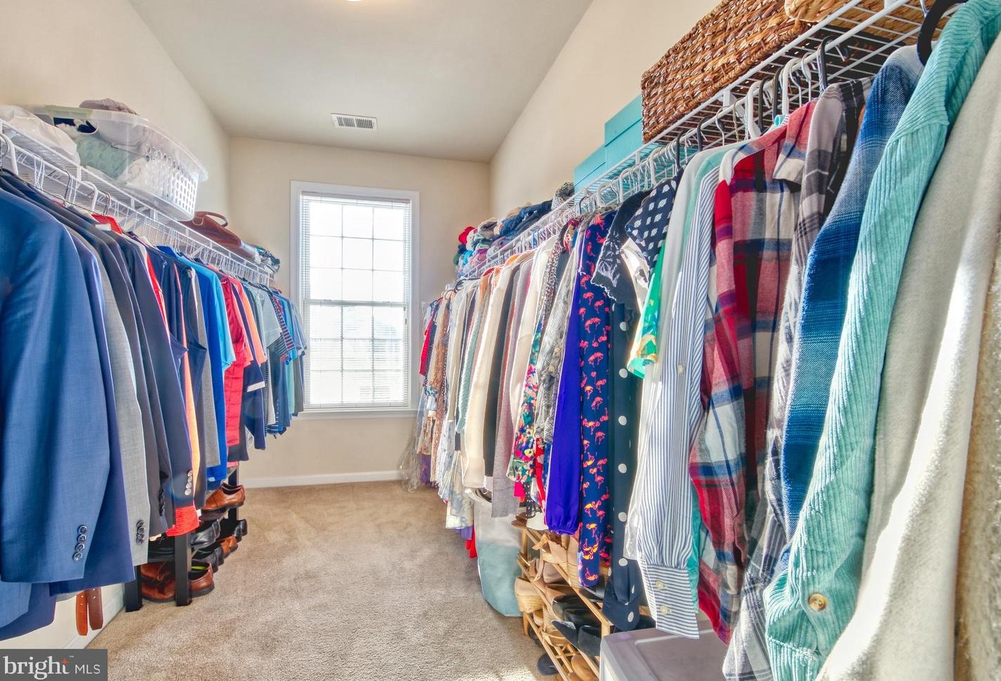 47640 Paulsen Sq, Dulles VA  20165-5193 exterior