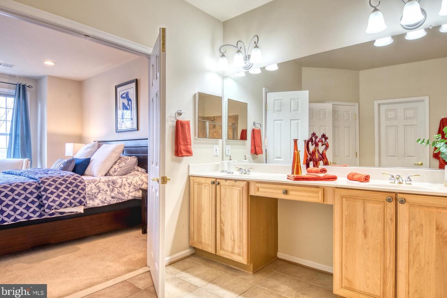 47640 Paulsen Sq, Dulles VA  20165-5193 exterior