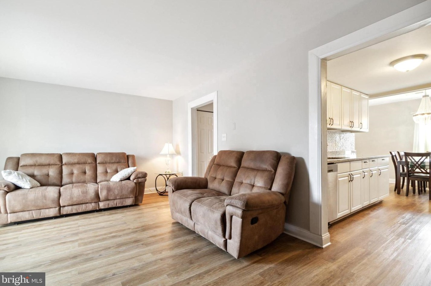 807 Concord Ct, Dulles VA  20164-4212 exterior