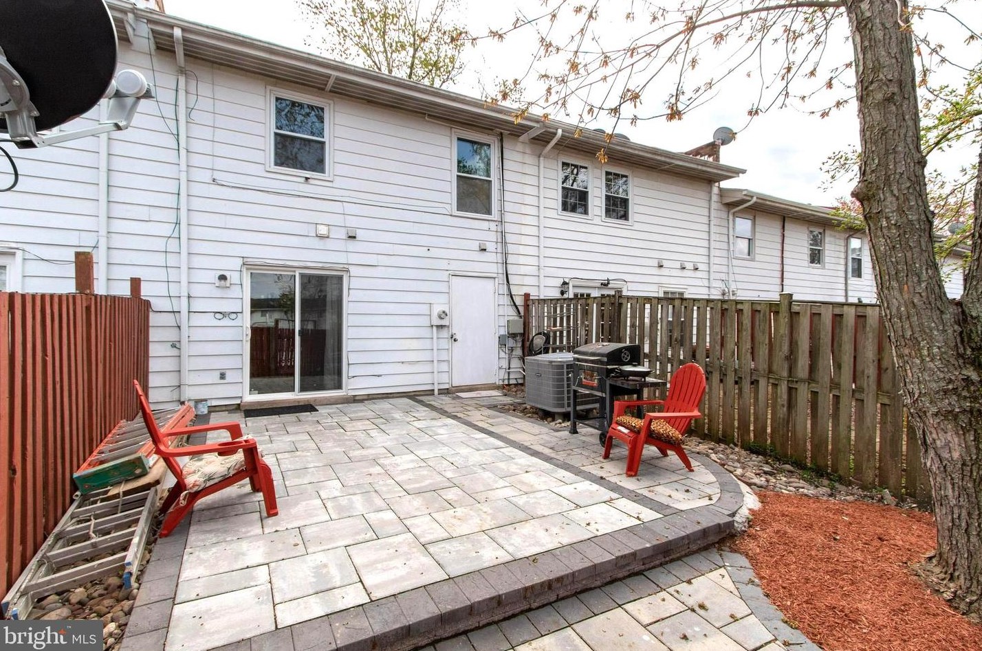 807 Concord Ct, Dulles VA  20164-4212 exterior