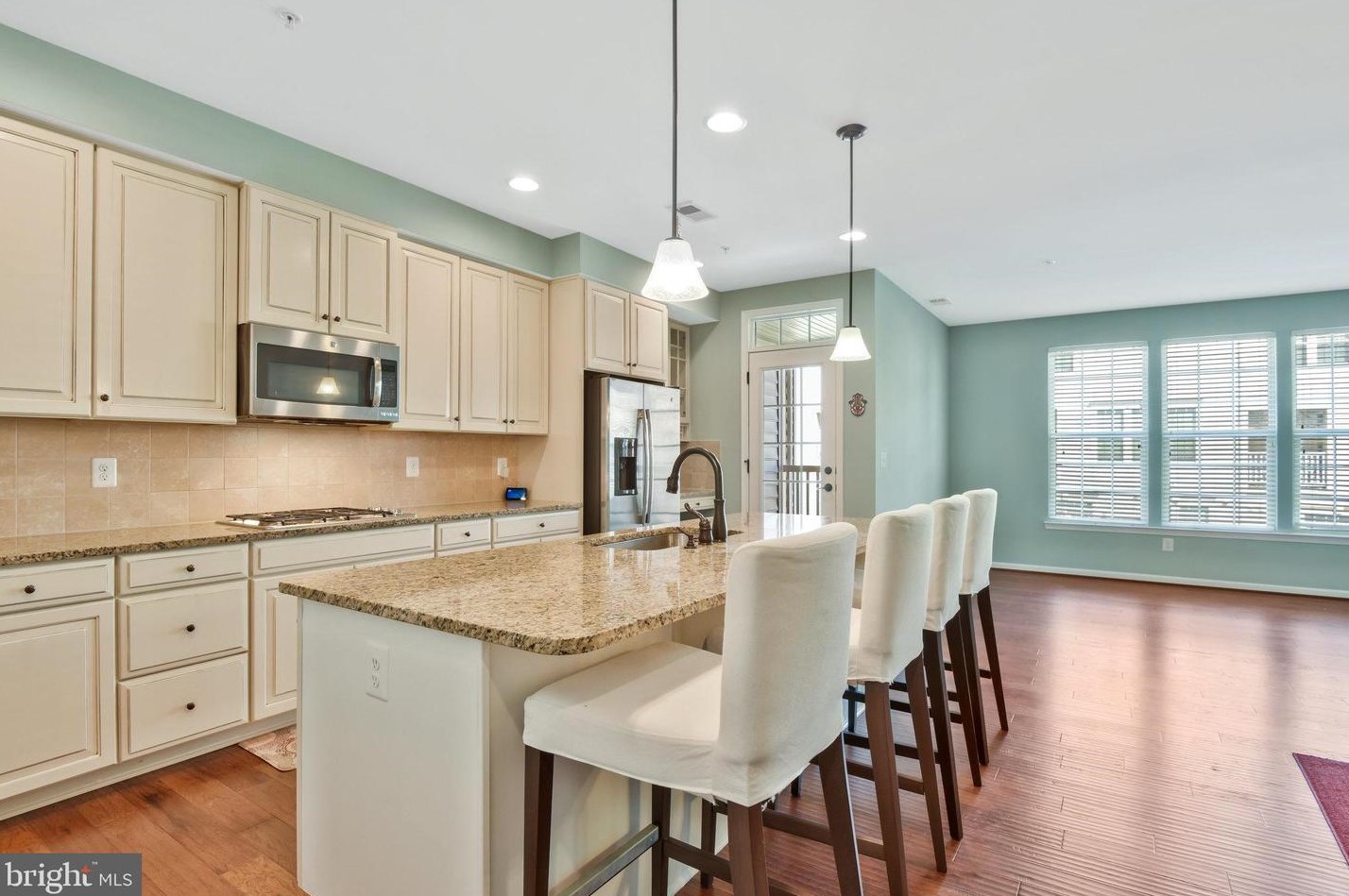 25898 Racing Sun Dr, Stone Ridge VA  20105 exterior