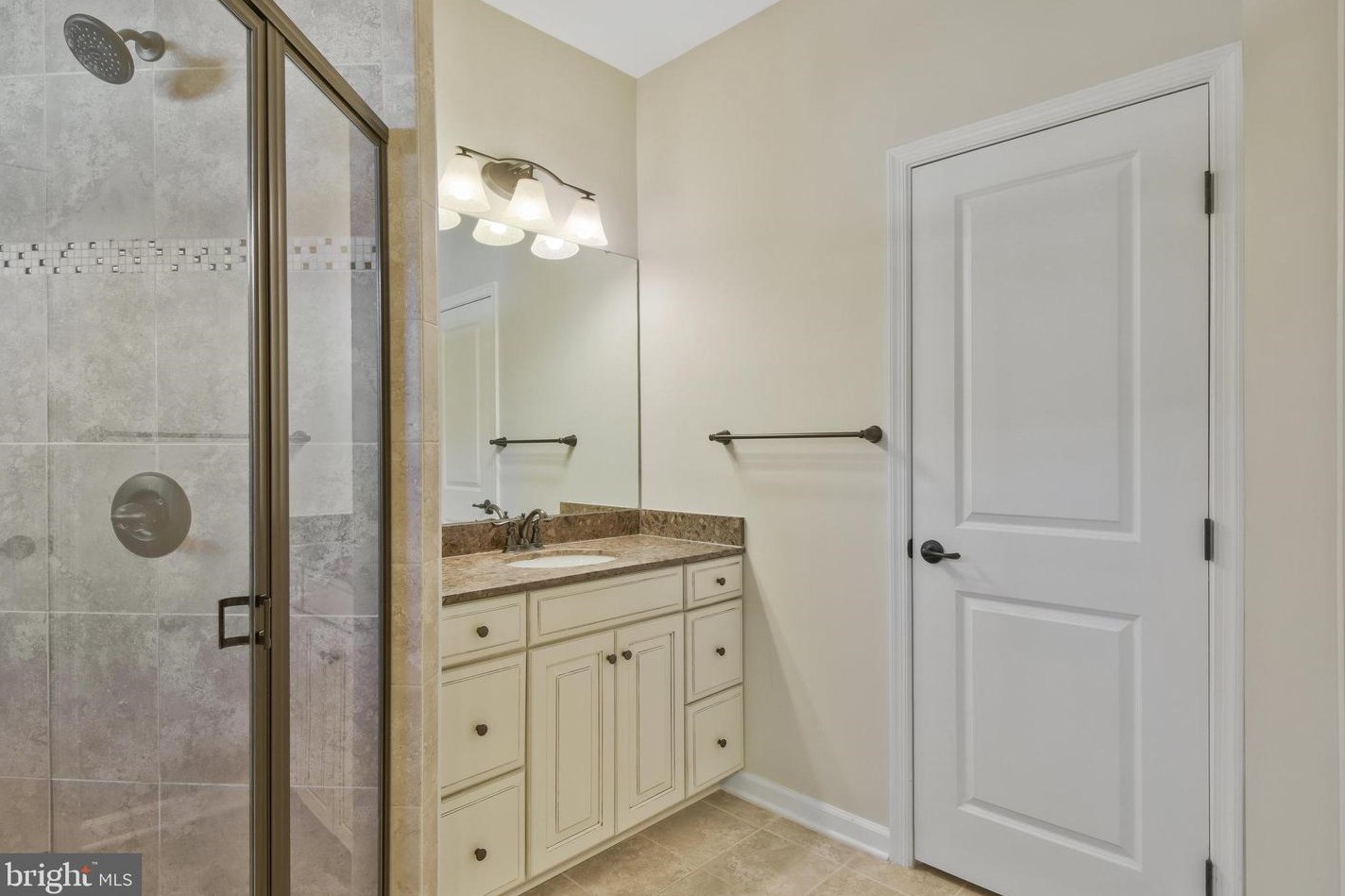 25898 Racing Sun Dr, Stone Ridge VA  20105 exterior