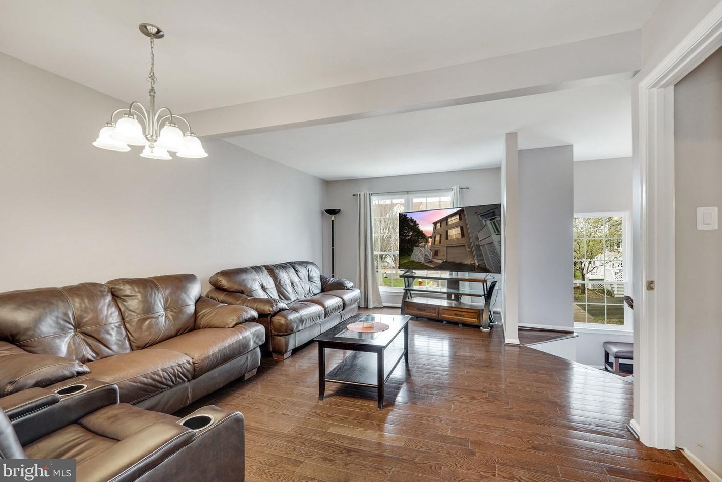 46665 Turnstone Sq, Sterling VA  20164-7025 exterior