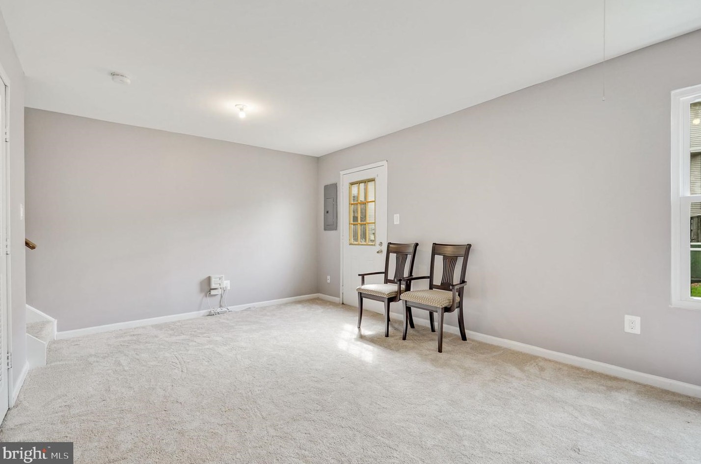 46665 Turnstone Sq, Sterling VA  20164-7025 exterior