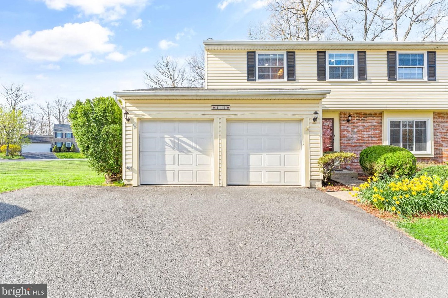 111 Gold Thorn Way, Dulles VA  20164-2816 exterior