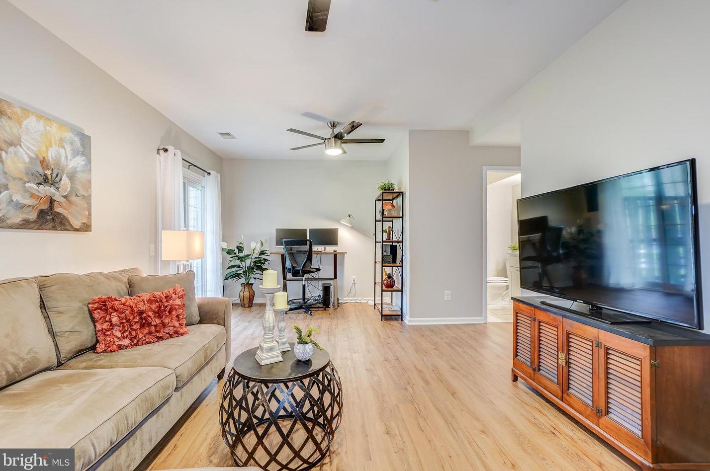 47625 Sandbank Sq, Dulles VA  20165-7465 exterior