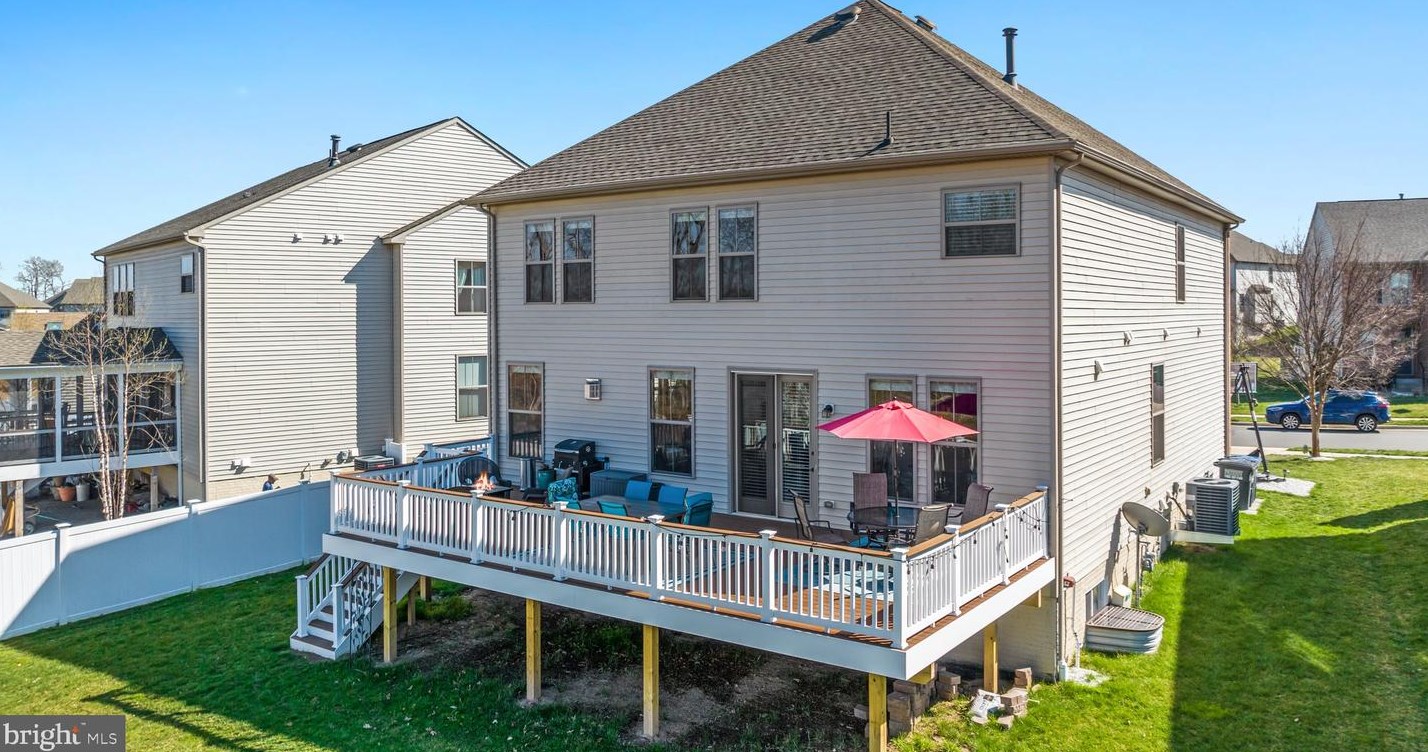 24850 Somerby Dr, Fairfax, VA 20152