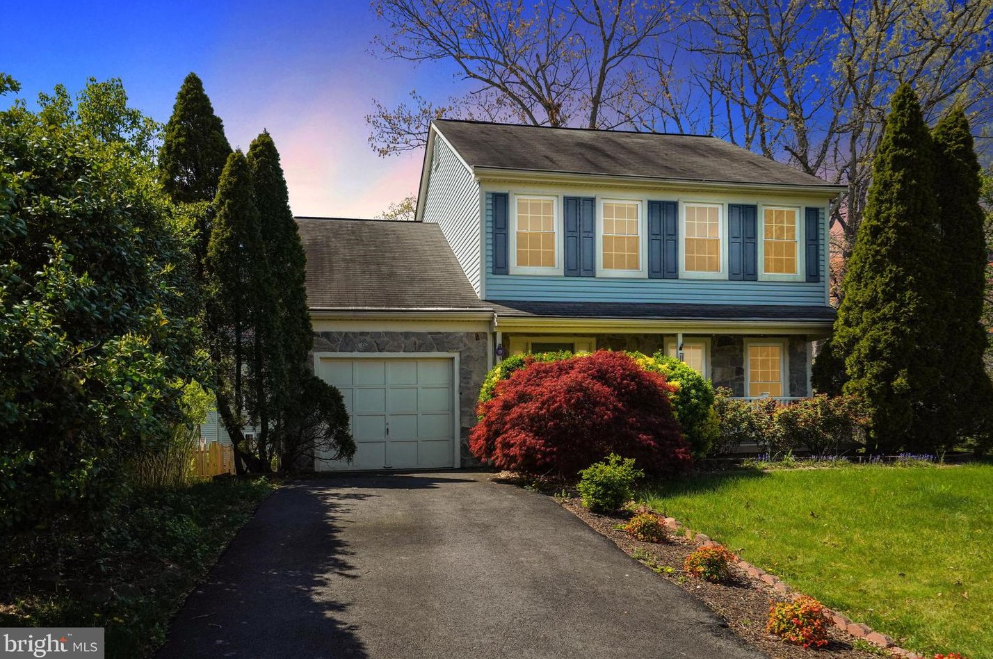2 Newland Ct, Dulles, VA 20165-6012