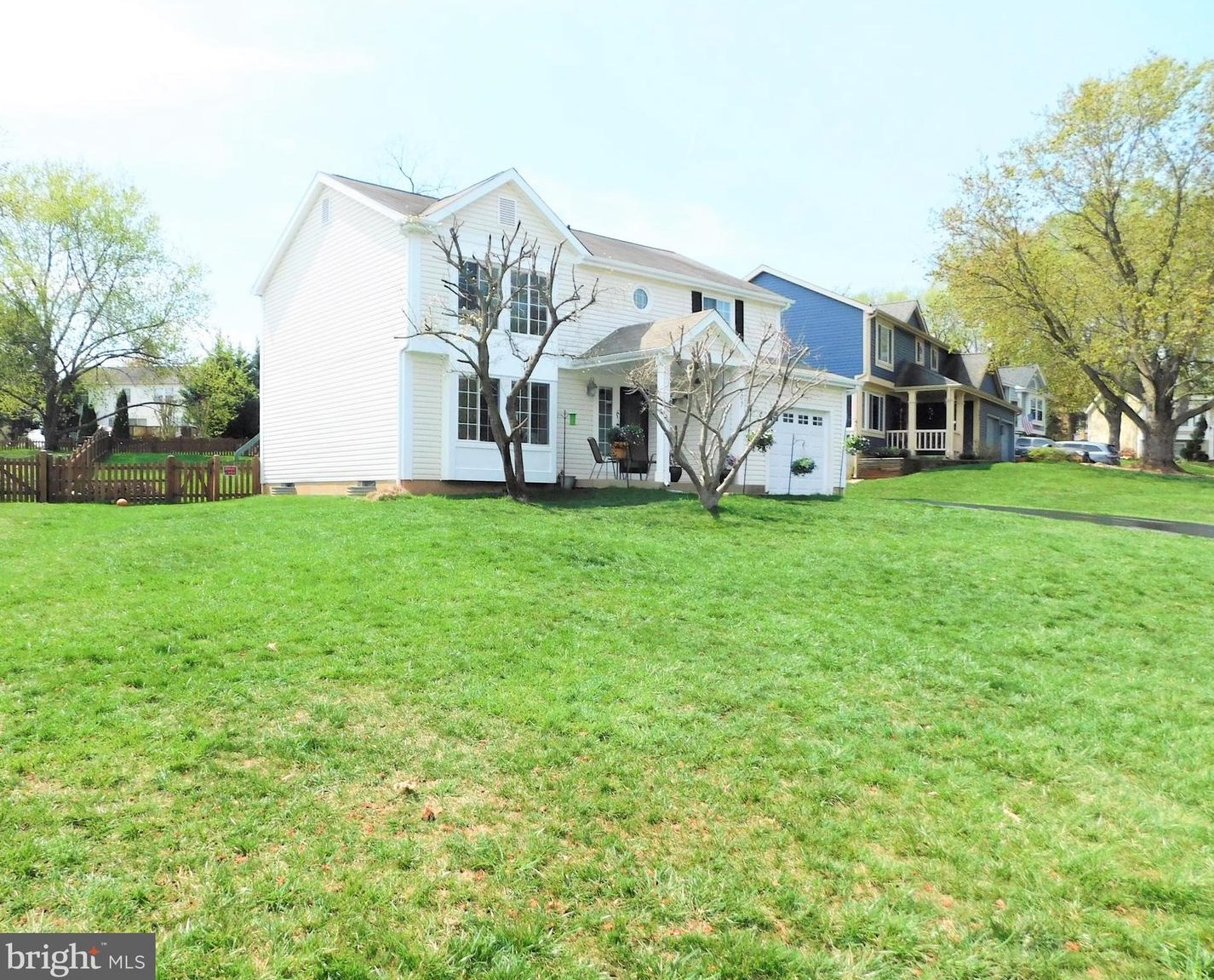 207 Trail Ct, Dulles, VA 20164-5520