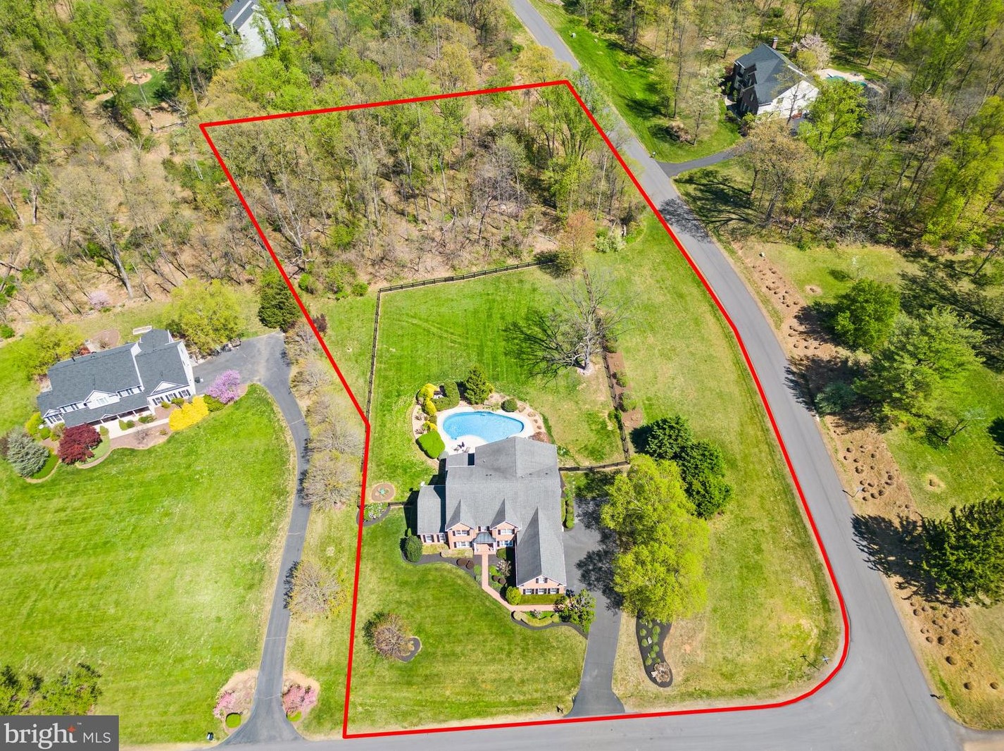 16926 Golden Leaf Ct, Hamilton, VA 20158
