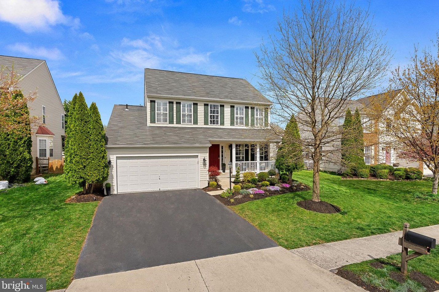 25268 Ultimate Dr, Stone Ridge, VA 20105-3432