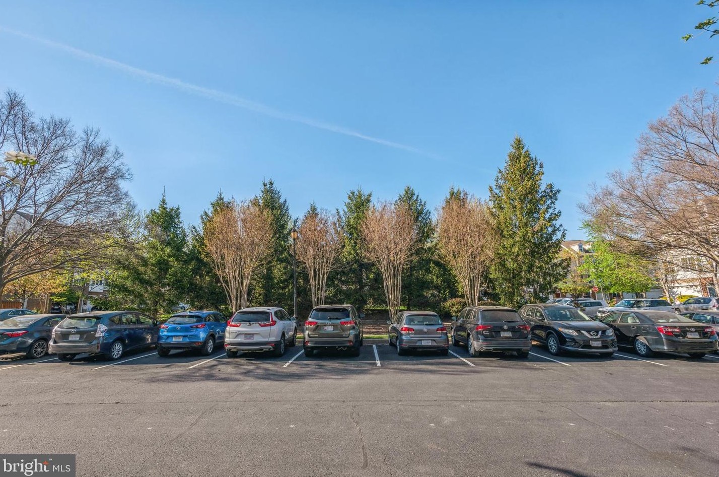 42489 Magellan Sq, Ashburn VA  20148-5609 exterior