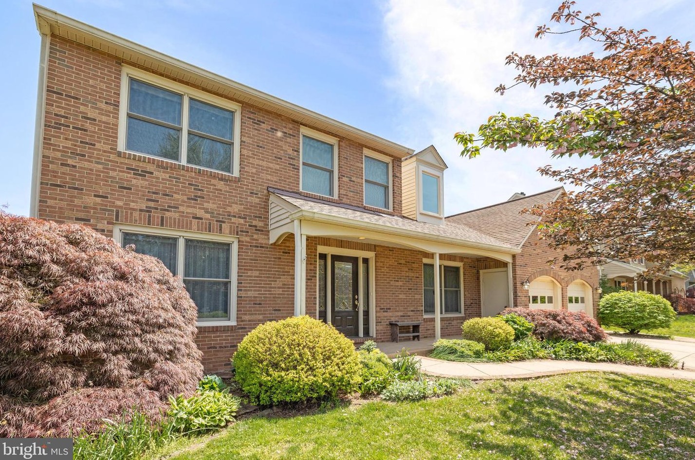 21734 Rolling Woods Pl, Dulles, VA 20164-2386