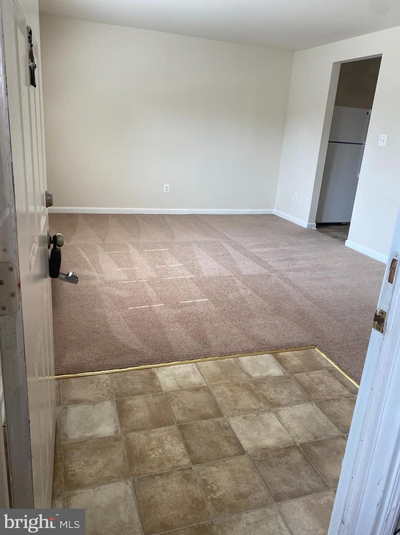 300 E Furman Dr, Dulles, VA 20164