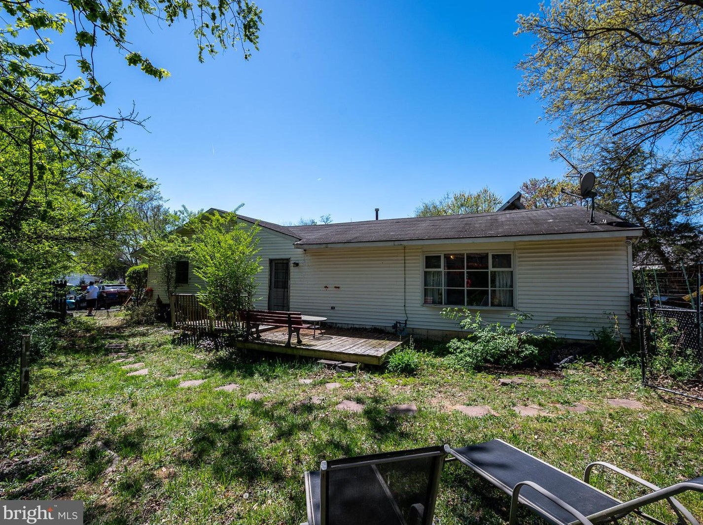 204 Joshua Ct, Dulles VA 20164-4622 exterior