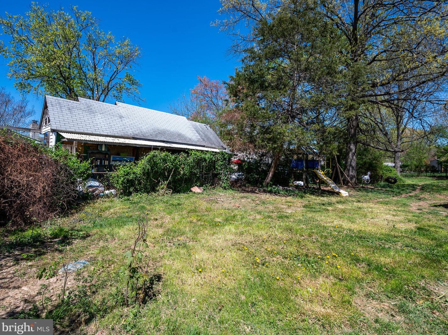 204 Joshua Ct, Dulles VA 20164-4622 exterior