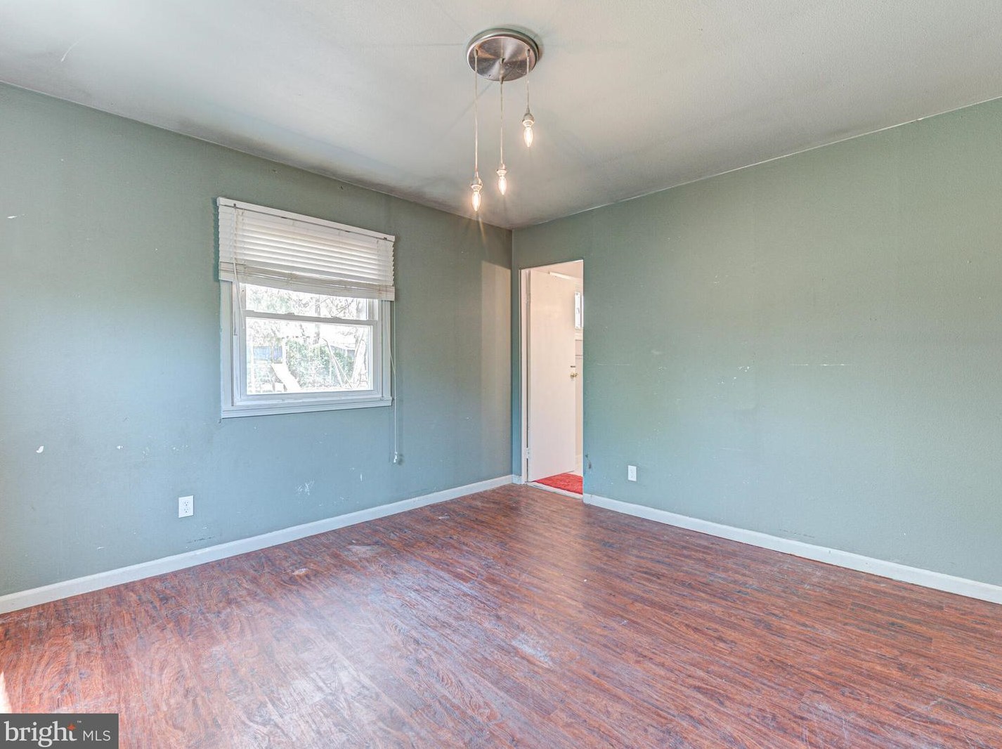 204 Joshua Ct, Dulles VA 20164-4622 exterior