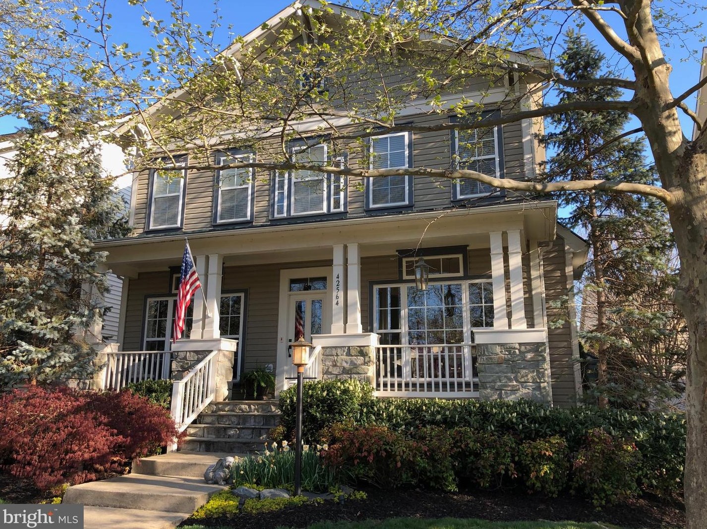 42564 Blue Copper Way, Ashburn, VA 20148-5614