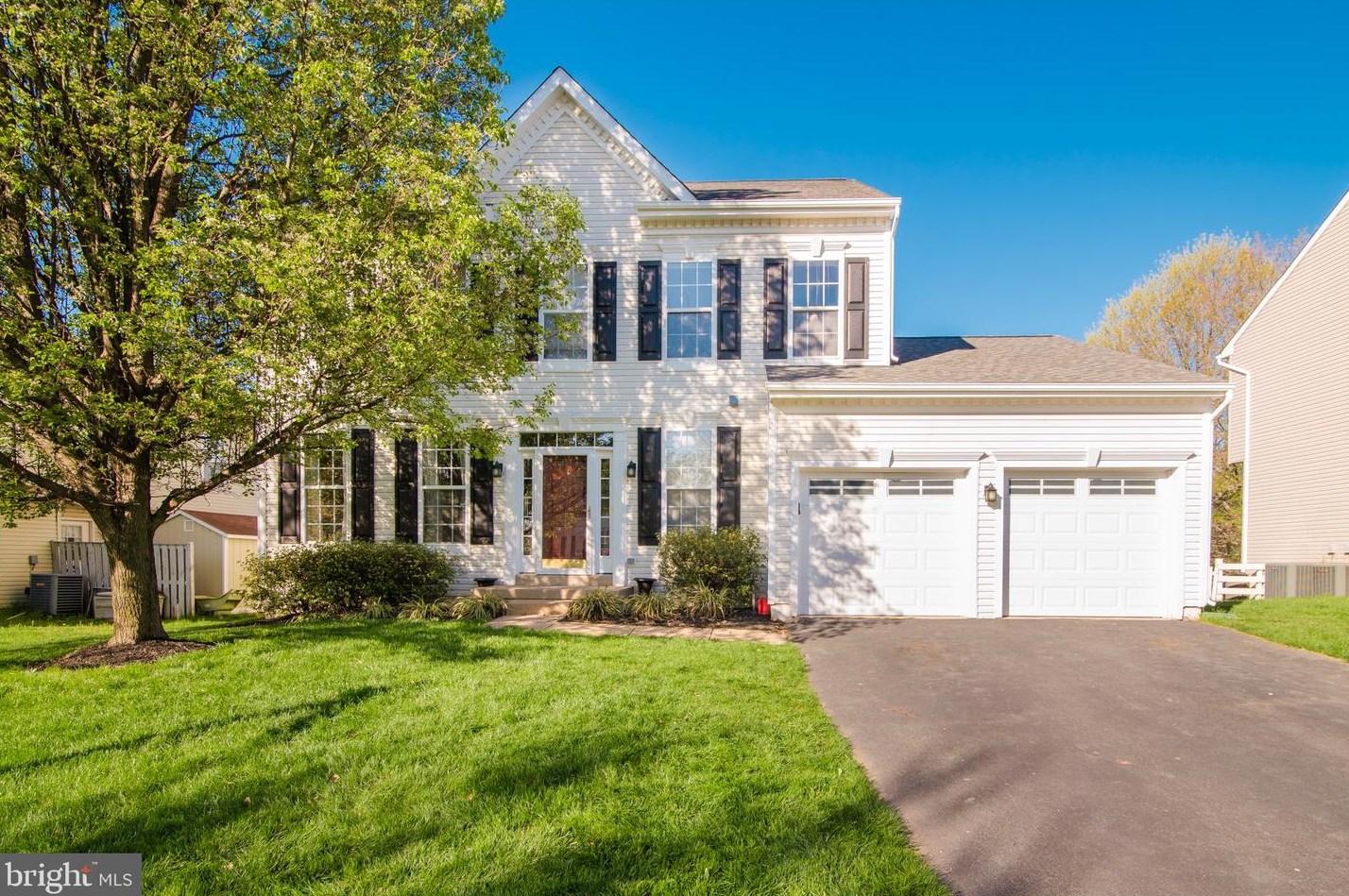 17169 Magic Mountain Dr, Round Hill, VA 20141