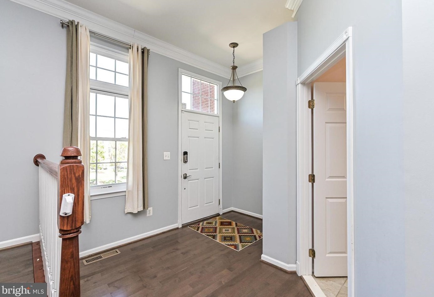 25602 Colonists Ter, Fairfax, VA 20152