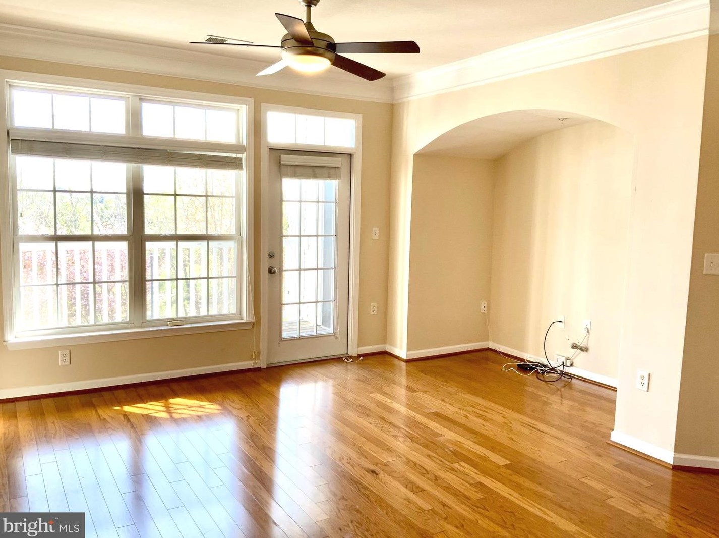 512 Sunset View Terrace Se #302, Leesburg, VA 20175
