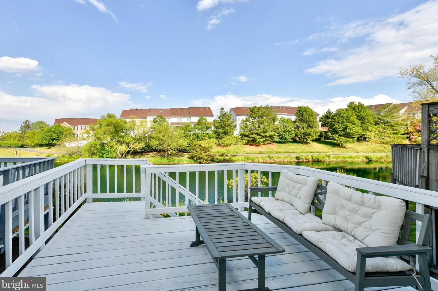 44014 Kings Arms Sq, Ashburn, VA 20147-4880