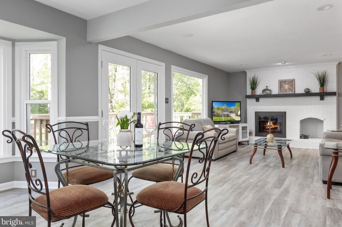 6 Crisswell Ct, Dulles VA exterior