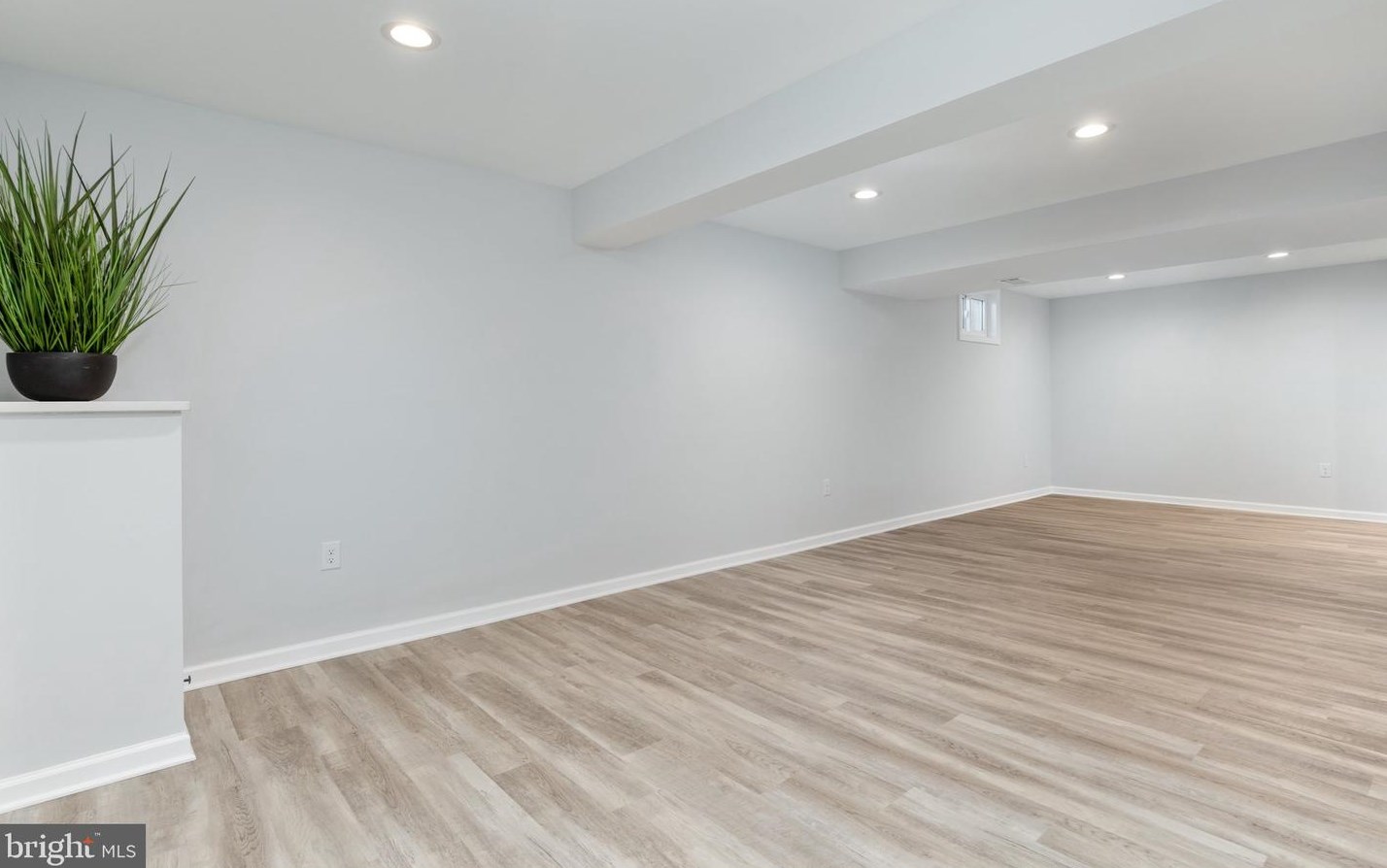 6 Crisswell Ct, Dulles VA exterior