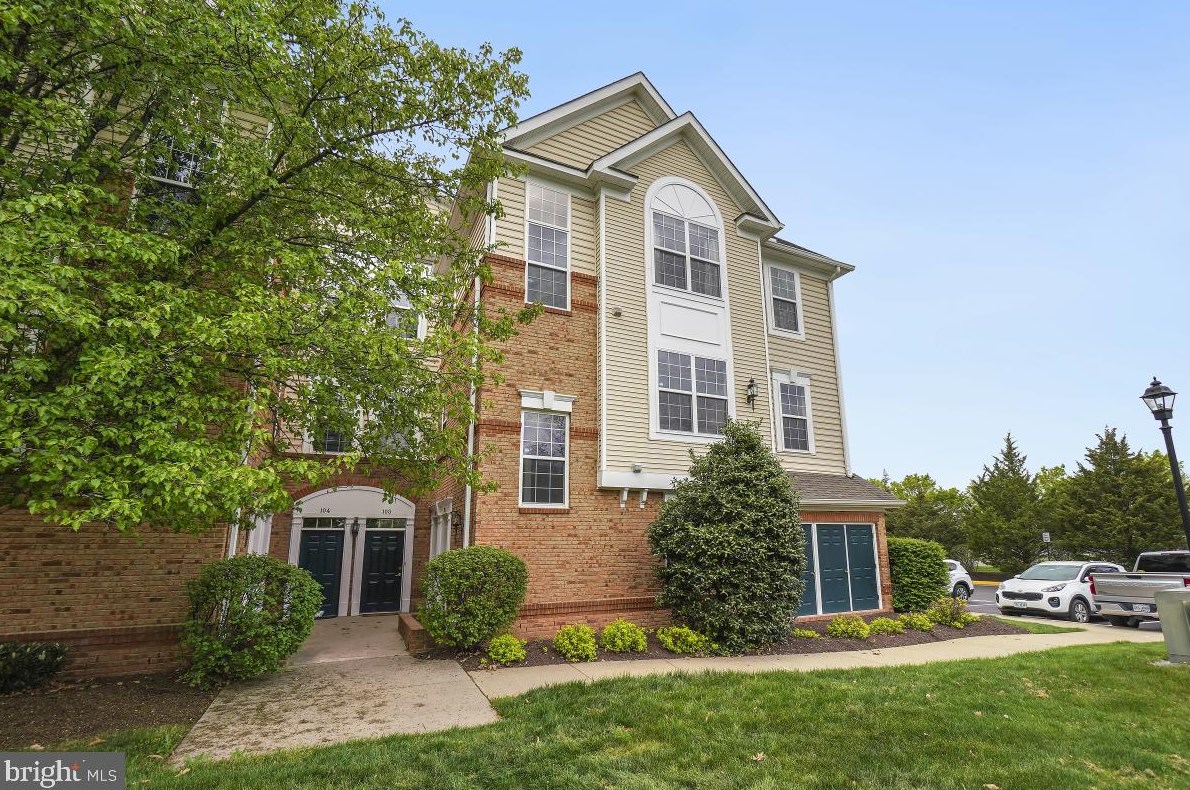 43415 Madison Renee Terrace #101, Ashburn, VA 20147