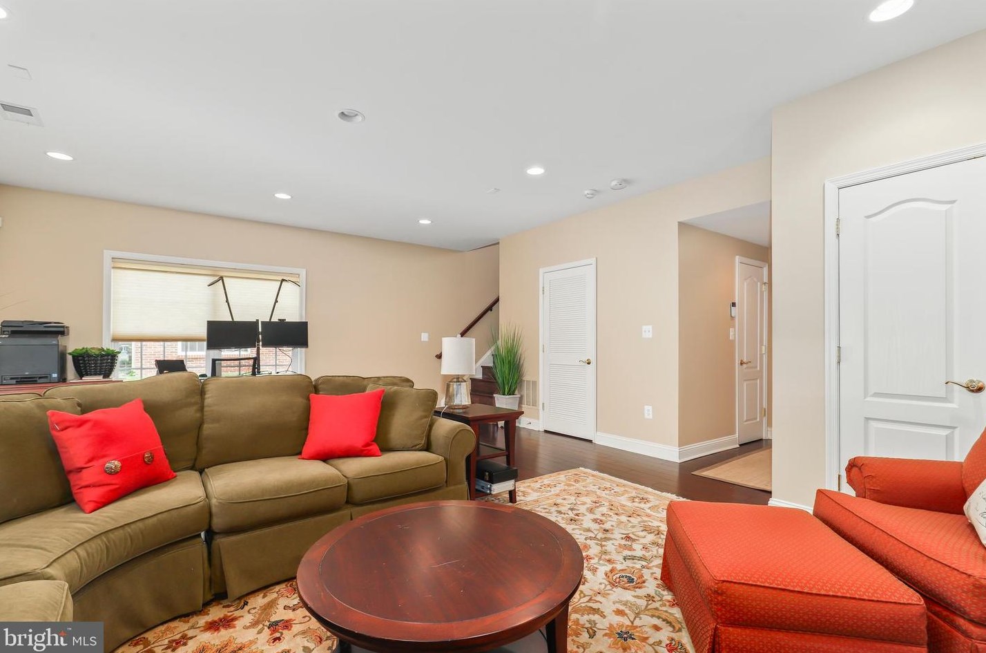 25546 Oak Medley Ter, Stone Ridge VA  20105-2665 exterior