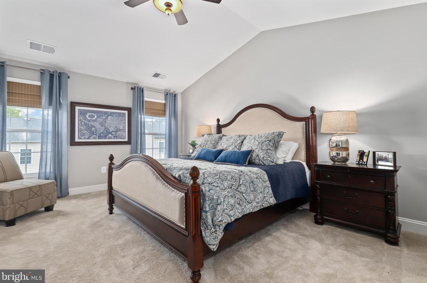 25546 Oak Medley Ter, Stone Ridge VA  20105-2665 exterior