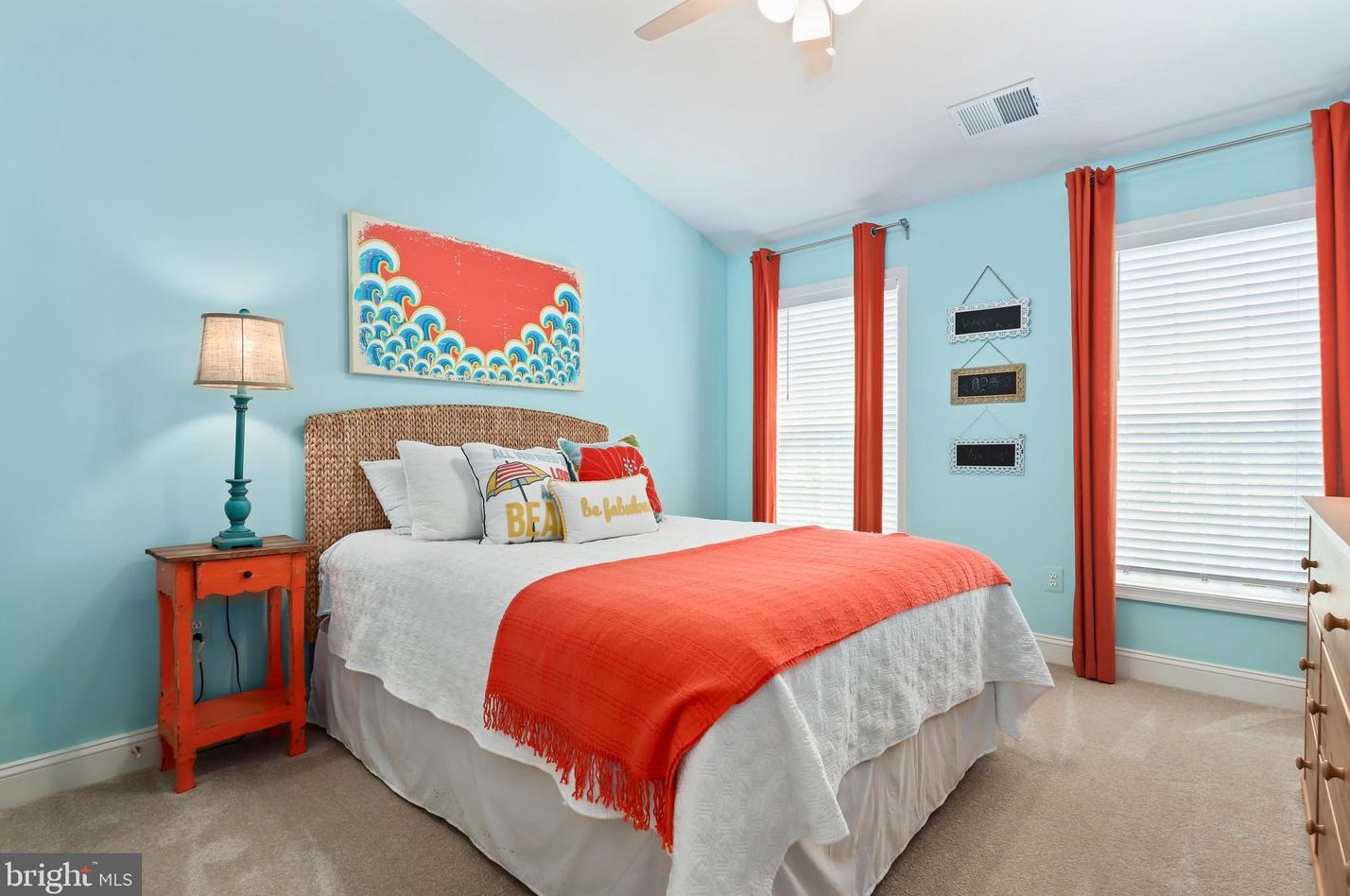 25546 Oak Medley Ter, Stone Ridge VA  20105-2665 exterior