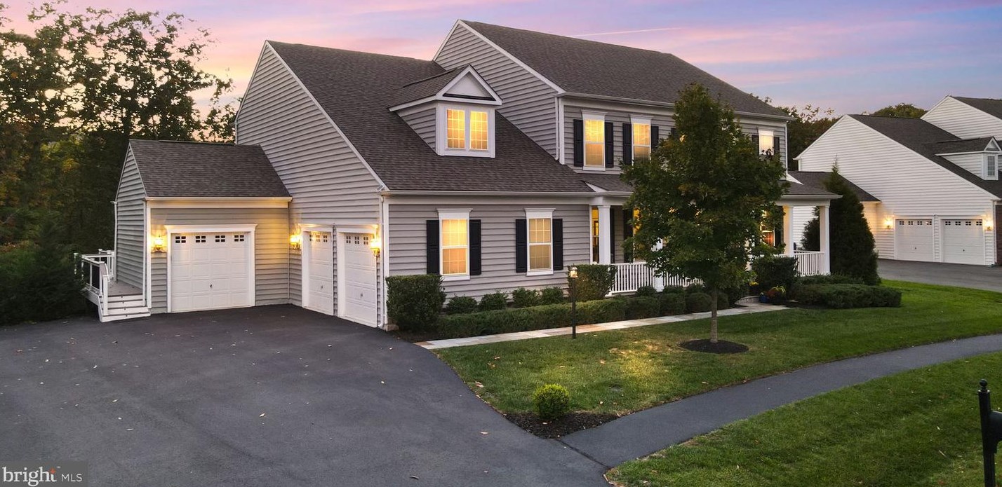 41605 Wakehurst Pl, Leesburg, VA 20176