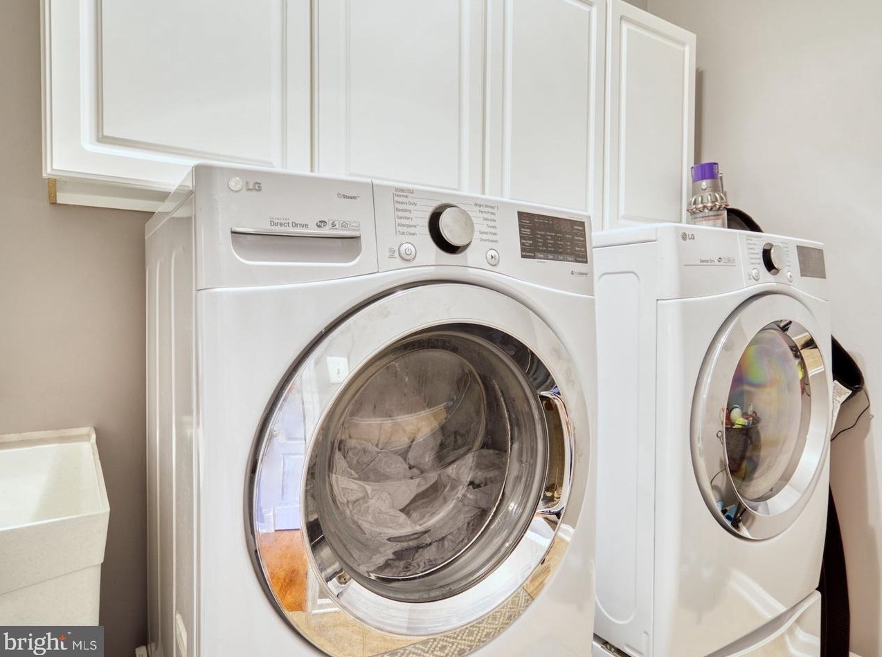 25190 Fortitude Ter, Fairfax VA  20152-6052 exterior