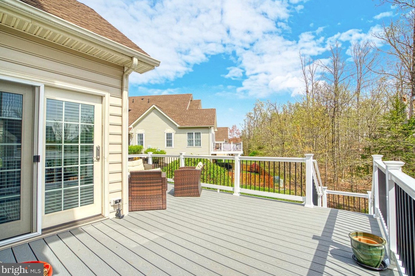 25190 Fortitude Ter, Fairfax VA  20152-6052 exterior