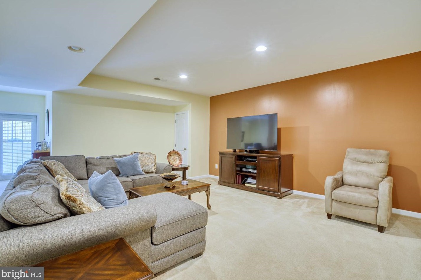 25190 Fortitude Ter, Fairfax VA  20152-6052 exterior