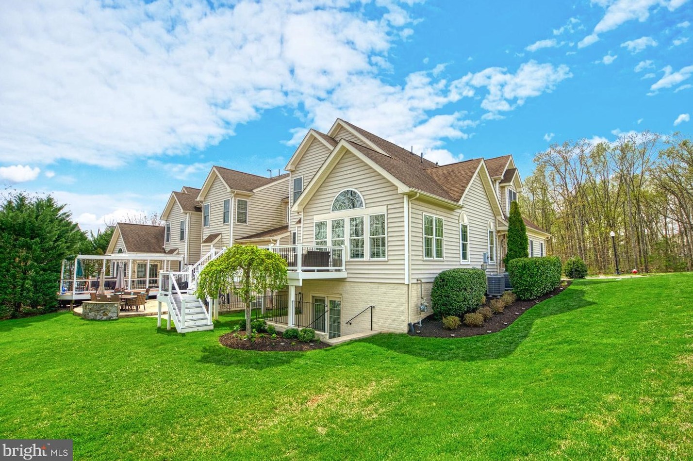 25190 Fortitude Ter, Fairfax VA  20152-6052 exterior