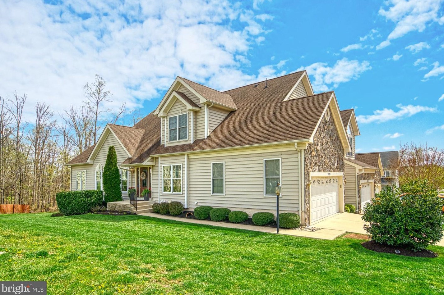 25190 Fortitude Ter, Fairfax VA  20152-6052 exterior