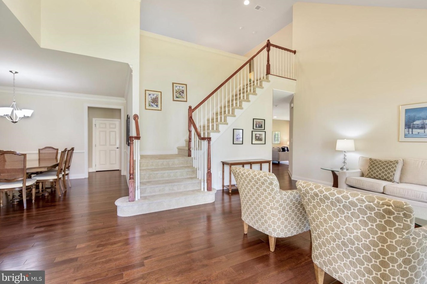 20918 Rocky Knoll Sq, Ashburn VA  20147-5687 exterior