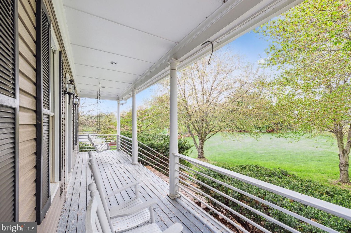 16636 Hamilton Station Rd, Hamilton, VA 20158