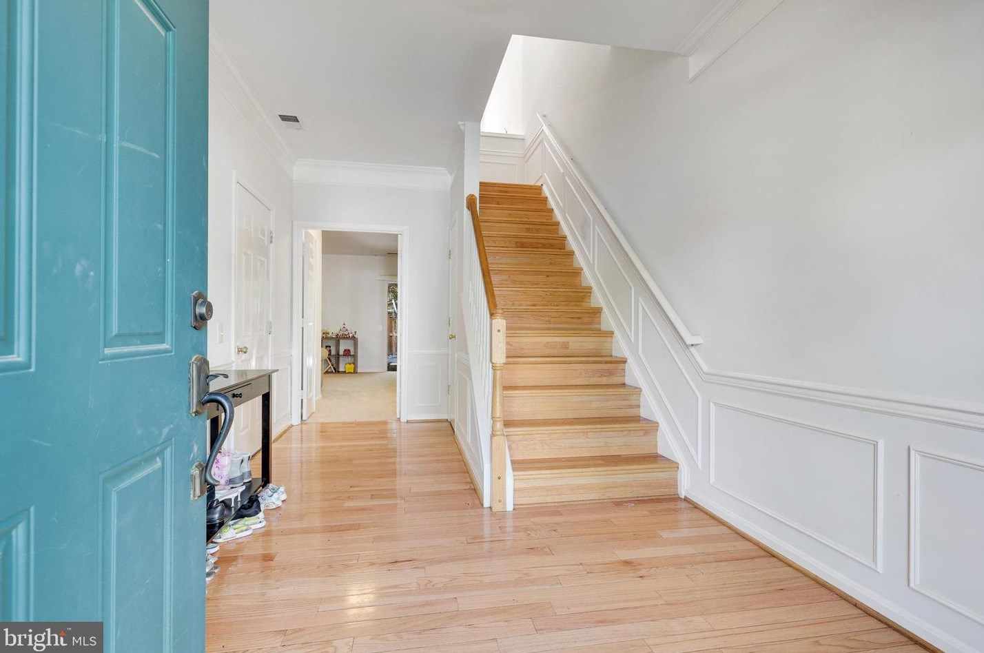 47725 Sandbank Sq, Dulles VA  20165-7468 exterior