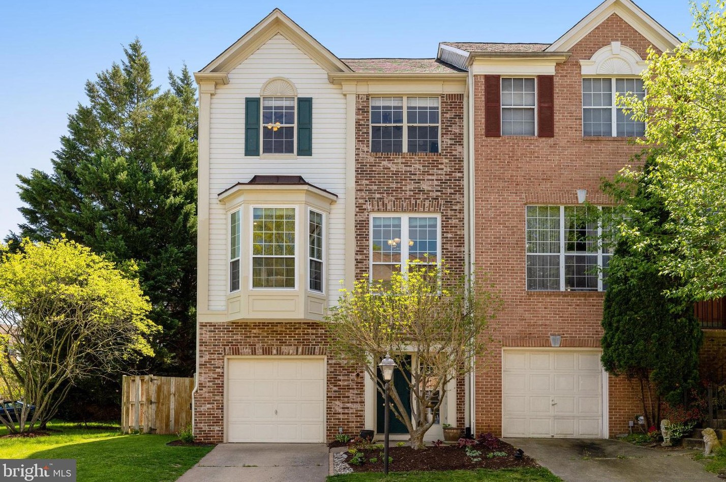 47725 Sandbank Sq, Dulles, VA 20165