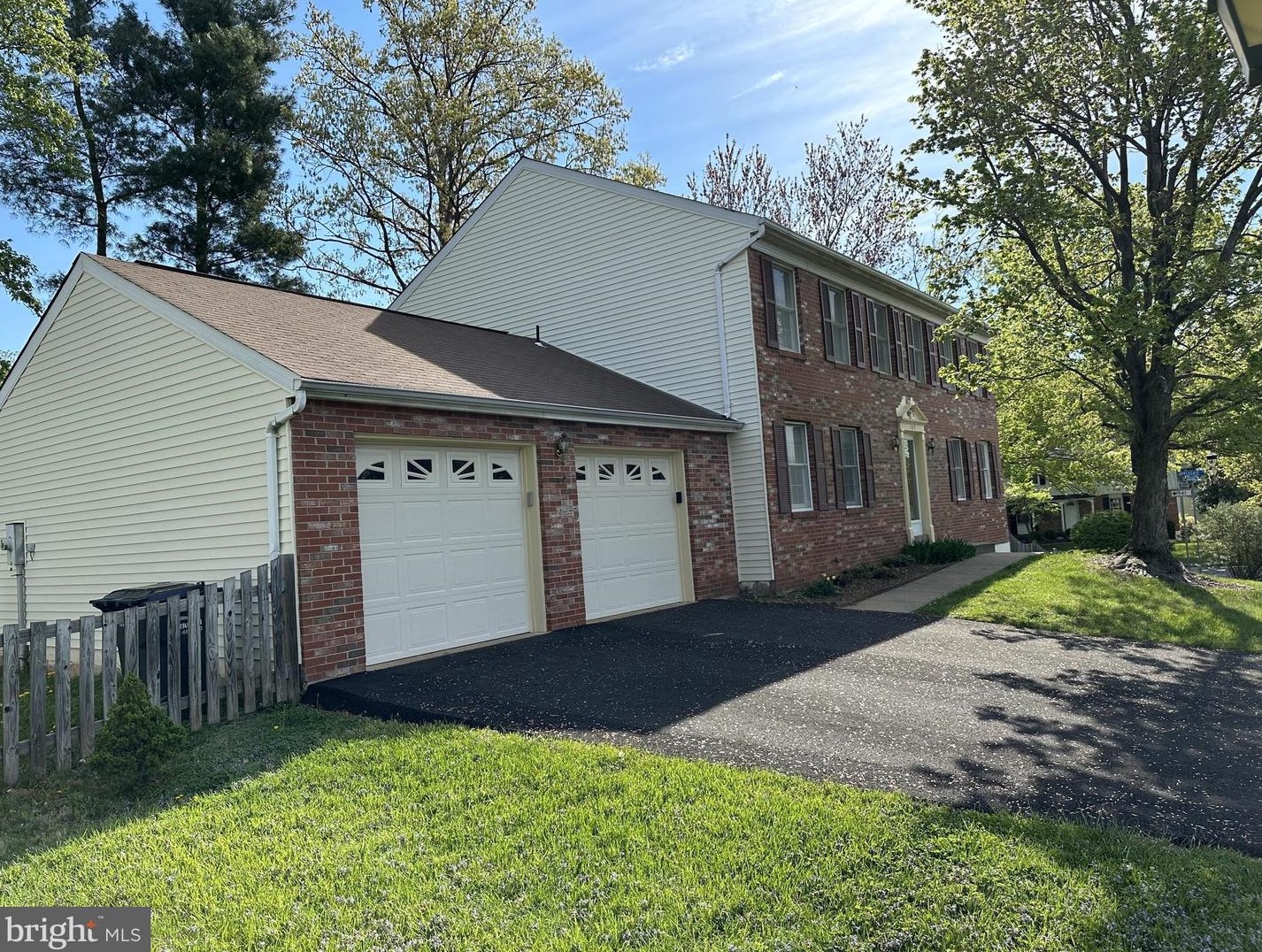 109 Forest Ridge Dr, Dulles, VA 20164-2812