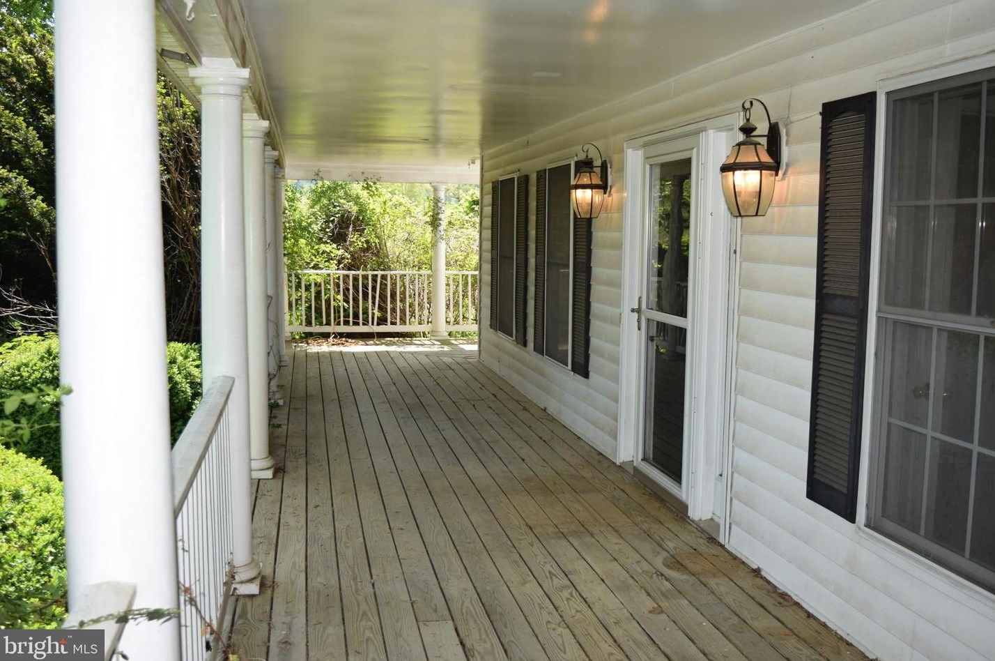 15761 Hillsboro Rd, Purcellville, VA 20132