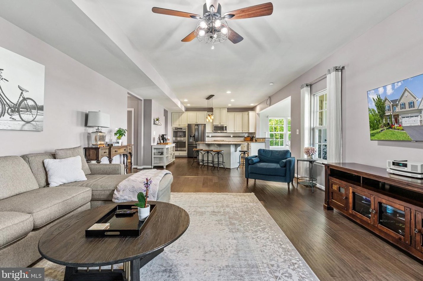 25849 Racing Sun Dr, Stone Ridge VA  20105-5838 exterior