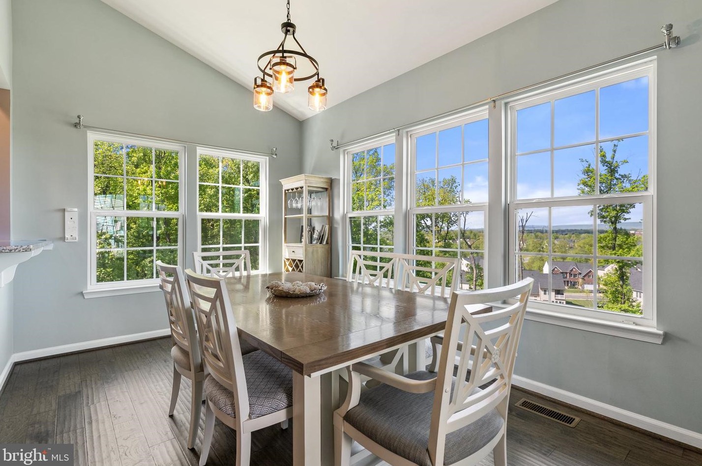 25849 Racing Sun Dr, Stone Ridge VA  20105-5838 exterior