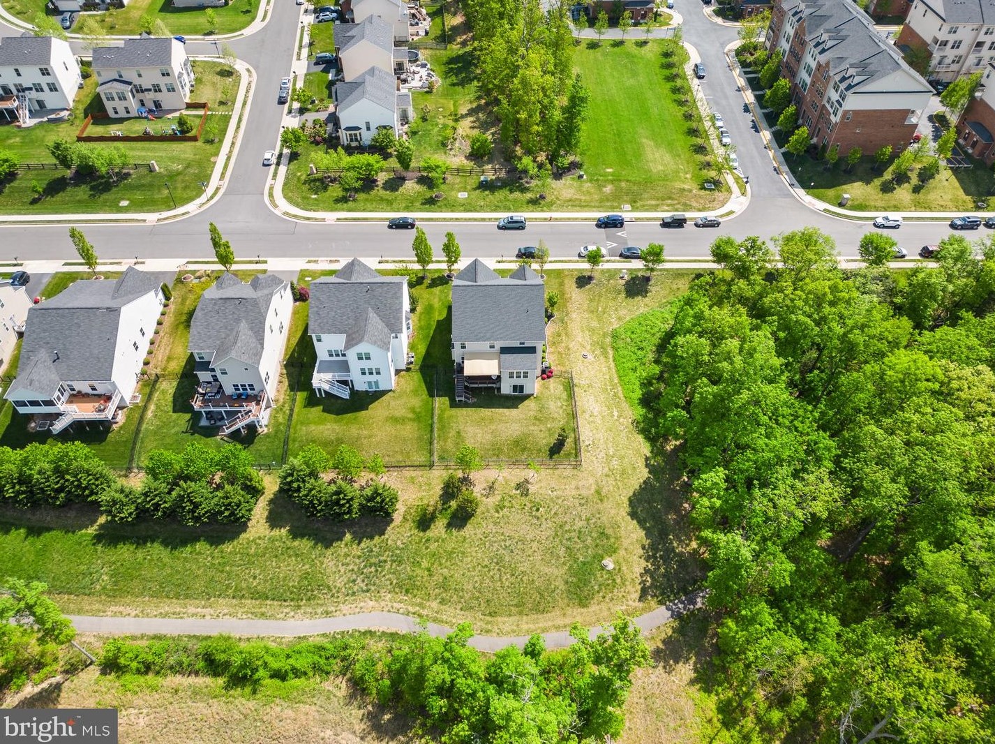 25849 Racing Sun Dr, Stone Ridge VA  20105-5838 exterior