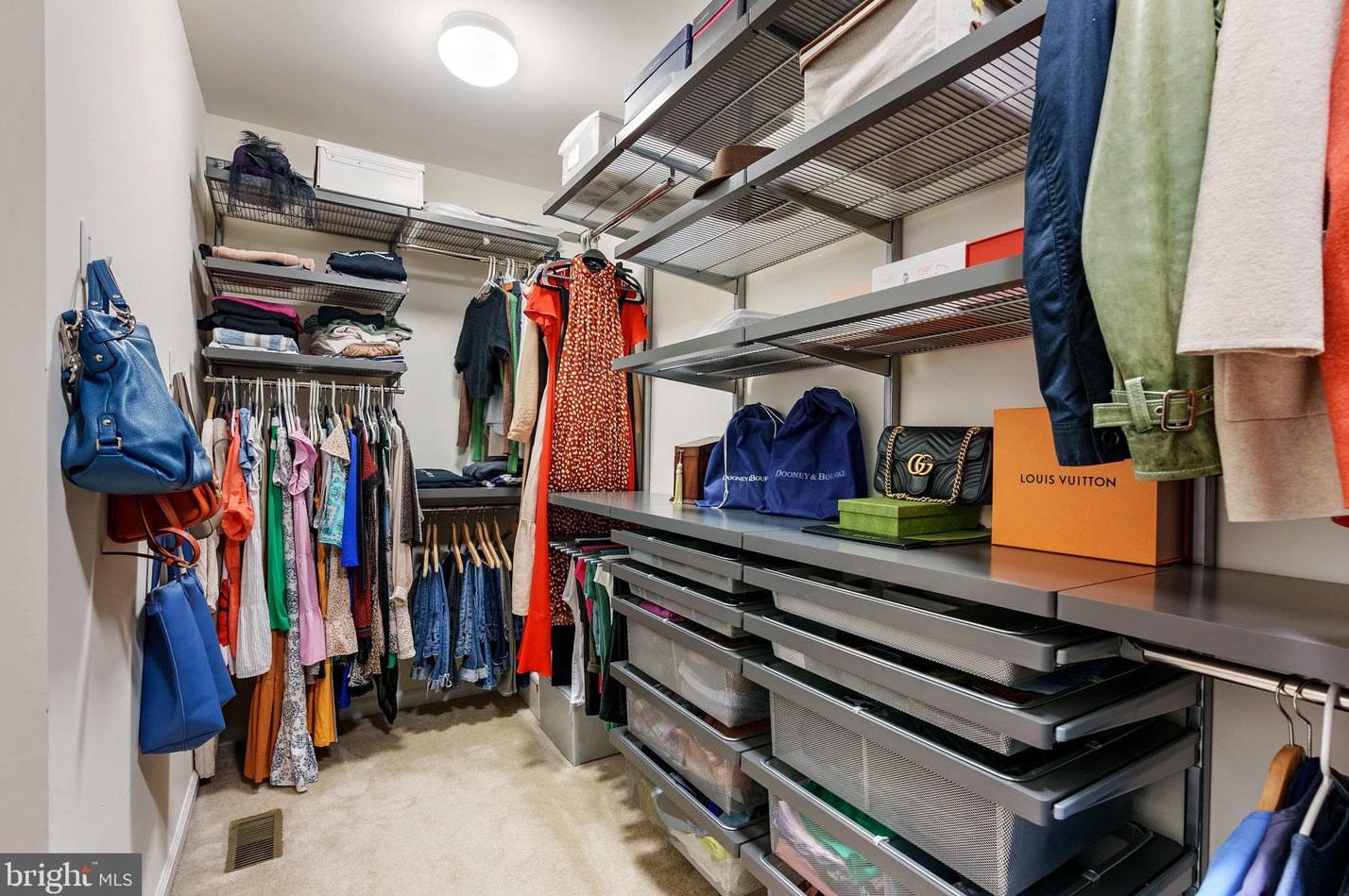 25849 Racing Sun Dr, Stone Ridge VA  20105-5838 exterior