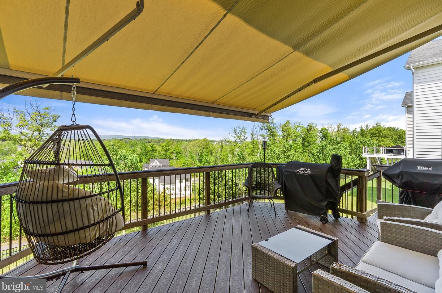 25849 Racing Sun Dr, Stone Ridge VA  20105-5838 exterior